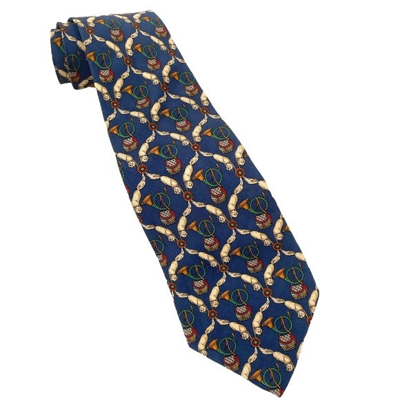 Salvatore Ferragamo Country Pursuits Fox Hunting Classic Luxury 100% Silk Tie - Picture 7 of 11
